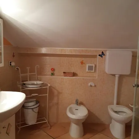 Il Girasole Bed & Breakfast Castelvecchio Calvisio
